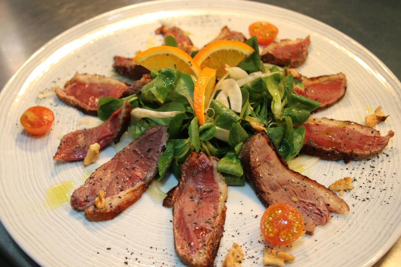 רמיך Suma Hotel Restaurant מראה חיצוני תמונה